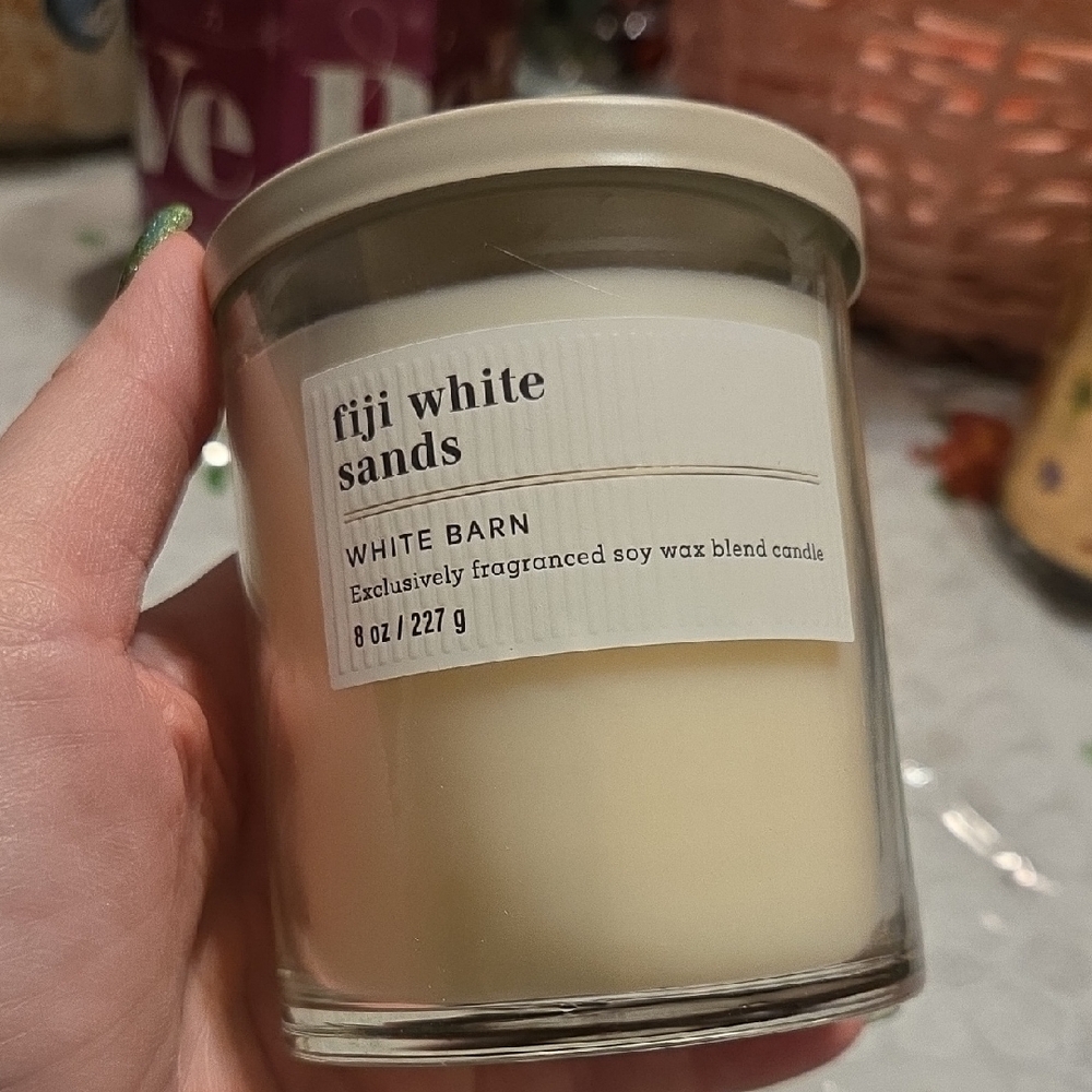 Nwt White Barn Fiji White Sands Scented Soy Candle - Cream